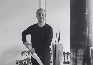 Discover Sam Baron x Bitossi: minimalist plates, bowls & trays blending design precision and craftsmanship for modern dining. | ShopDecor: available now®