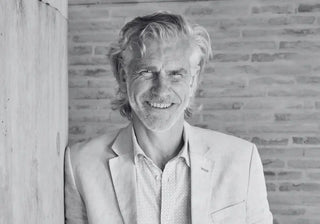 Discover Brian Steendijk’s architectural furniture—where elegance meets design, enhancing outdoor spaces with form and timeless beauty. Buy now on SHOPDECOR®