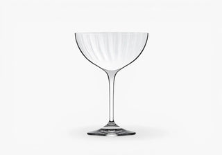 Discover refined glasses and stemware with clean lines and elegant proportions, enhancing wine, cocktails and modern table settings. Shop today at ShopDecor®