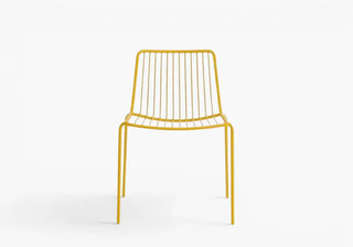 Transform gardens, terraces and hospitality spaces with the iconic Nolita and Tribeca collections by Pedrali. Timeless outdoor design awaits. Buy now on ShopDecor®.