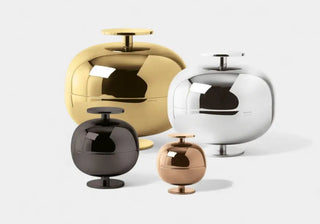 Discover Sambonet Gio Ponti cutlery, centerpieces and design accessories. Iconic Italian table pieces with timeless elegance. ShopDecor®: limited stock