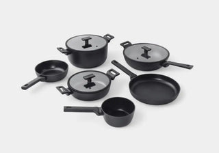 Discover Sambonet Titan cookware with induction-ready non-stick pans, woks and lids designed for professional performance and modern kitchens. Get it on ShopDecor®