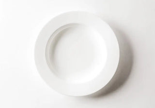 Discover elegant dinner plates and festive sets by Schönhuber Franchi. Shop luxury designer dishes, Christmas plates & more online. Buy now on SHOPDECOR®