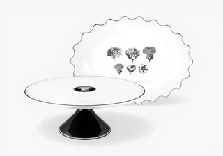 Refined cake stands and trays designed to elevate table styling with elegance, perfect for serving desserts and creating sophisticated, harmonious décor compositions