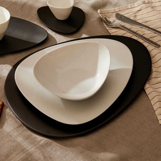 Alessi FM10/10 B Colombina Collection underplate black - Buy now on ShopDecor - Discover the best products by ALESSI design