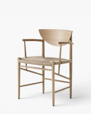 &Tradition Drawn HM4 chair with armrests &Tradition Oak - Buy now on ShopDecor - Discover the best products by &TRADITION design