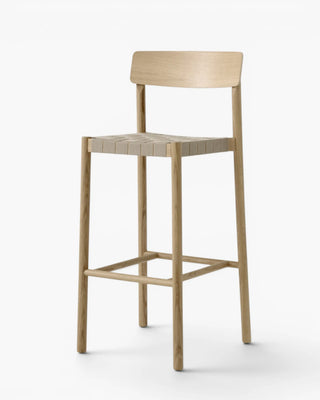 &Tradition Betty stool with backrest and webbed seat &Tradition Oak h 74.7 cm - Buy now on ShopDecor - Discover the best products by &TRADITION design