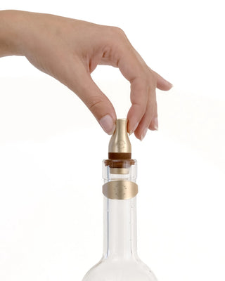 L'Atelier du Vin Les Bijoux wine drip rings and bottle stoppers - Buy now on ShopDecor - Discover the best products by L'ATELIER DU VIN design