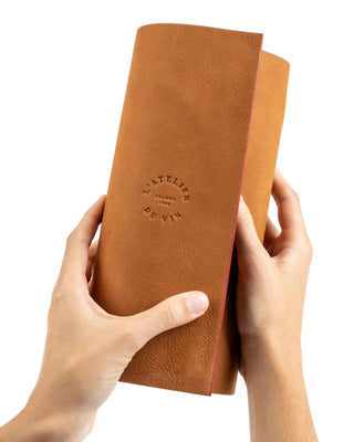 L'Atelier Du Vin Oeno Collection Nomad wine accessory set in leather pouch - Buy now on ShopDecor - Discover the best products by L'ATELIER DU VIN design