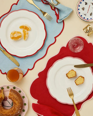 Bitossi Petalo dinner plate with scalloped rim - Buy now on ShopDecor - Discover the best products by BITOSSI HOME design