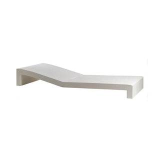 Vondom Jut sunlounger polyethylene by Studio Vondom - Buy now on ShopDecor - Discover the best products by VONDOM design