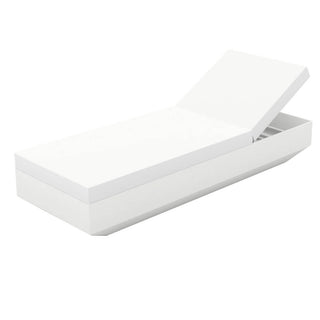 Vondom Vela sunlounger polyethylene by Ramón Esteve - Buy now on ShopDecor - Discover the best products by VONDOM design