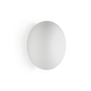 FontanaArte Bianca large white wall lamp by Matti Klenell - Buy now on ShopDecor - Discover the best products by FONTANAARTE design