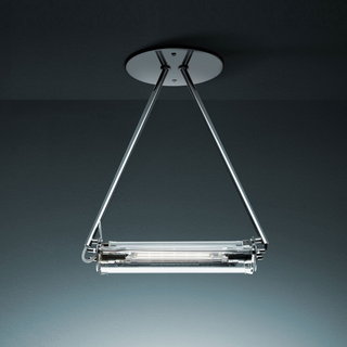 FontanaArte Scintilla 大型吊燈，由 Livio Castiglioni 和 Piero Castiglioni 設計