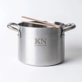 KnIndustrie The Pasta Pot diam. 24 cm. - 9.44 in. with foam holder - Buy now on ShopDecor - Discover the best products by KNINDUSTRIE design