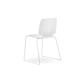 Pedrali Babila 2740 chair with steel sled base and technopolymer shell