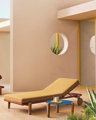 Pedrali Fibra FBR single daybed with cushion included and aluminium structure