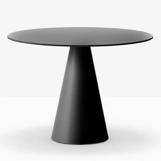 Pedrali Ikon 866 table with concrete ballast