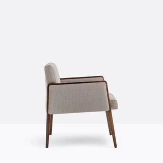 Pedrali Jil 521 upholstered lounge chair with oak wood frame - Buy now on ShopDecor - Discover the best products by PEDRALI design