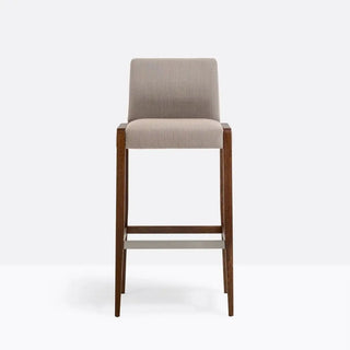 Pedrali Jil 526 upholstered stool with oak wood frame