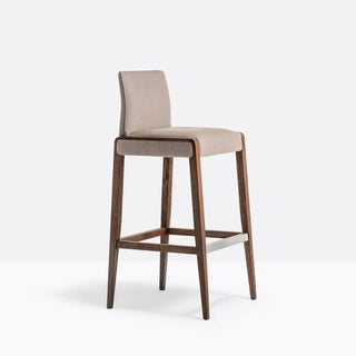 Pedrali Jil 526 upholstered stool with oak wood frame