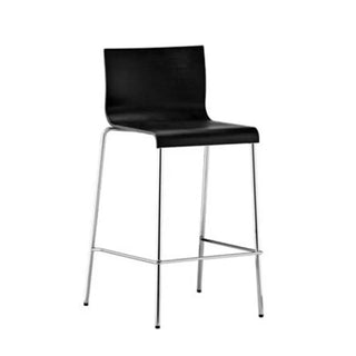 Pedrali Kuadra stool with oak shell and round steel frame