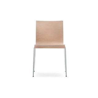 Pedrali Kuadra XL 2413 chair with oak shell and round steel frame