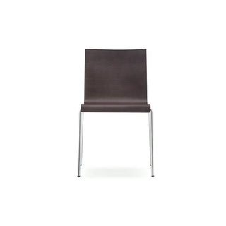Pedrali Kuadra XL 2413 chair with oak shell and round steel frame