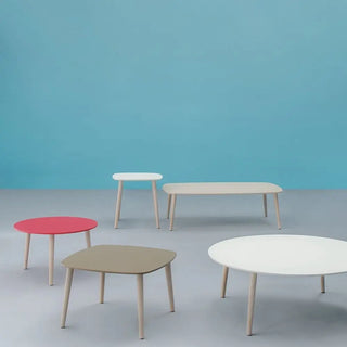 Pedrali Malmö MLT coffee table with ash legs