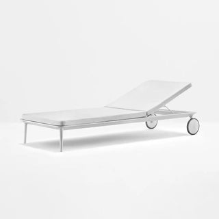 Pedrali Reva sun lounger with cushion