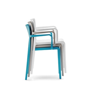 Pedrali Volt 675 polypropylene chair with armrests for outdoor use - Buy now on ShopDecor - Discover the best products by PEDRALI design