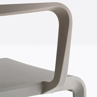 Pedrali Volt 675 polypropylene armchair