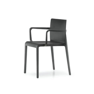 Pedrali Volt 675 polypropylene armchair
