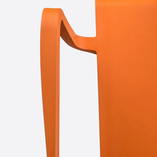 Pedrali Volt 675 polypropylene armchair