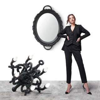 Qeeboo Fallen Chandelier M 落地燈，由 Studio Job 設計