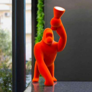 Qeeboo Kong XS Velvet Finish lamp in the shape of a gorilla - Buy now on ShopDecor - Discover the best products by QEEBOO design