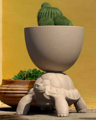 Qeeboo Turtle Carry Planter And Champagne Cooler vase/champagne cooler - Buy now on ShopDecor - Discover the best products by QEEBOO design