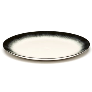 Serax Dé plate diam. 28 cm. off white/black var 4 - Buy now on ShopDecor - Discover the best products by SERAX design