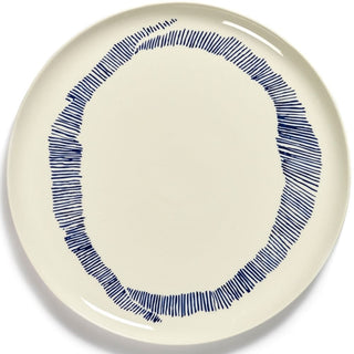 Serax Feast serving plate swirl - stripes diam. 35 cm. - 13.77 in. Serax Feast white blue - Buy now on ShopDecor - Discover the best products by SERAX design