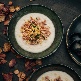 Serax Pure serving plate round green diam. 32 cm. - 12.6 in. - Buy now on ShopDecor - Discover the best products by SERAX design