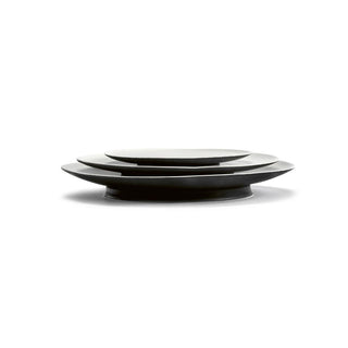 Serax Ra plate diam. 17.5 cm. black/off white - Buy now on ShopDecor - Discover the best products by SERAX design