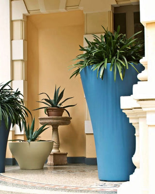 Serralunga Ming High planter - Buy now on ShopDecor - Discover the best products by SERRALUNGA design