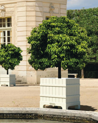 Serralunga Versailles planter - Buy now on ShopDecor - Discover the best products by SERRALUNGA design