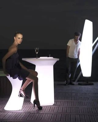 Vondom Blanca LED floor lamp in Ice White 2101 polyethylene