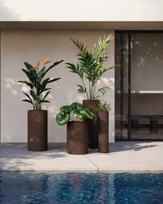 Vondom Maceta Torre Planter vase in polyethylene