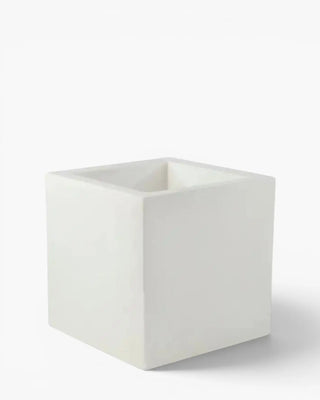 Vondom Cubo Planter vase in polyethylene