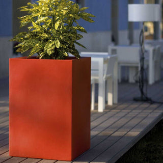 Vondom Cubo vase 50x50 h. 50 cm. by Studio Vondom - Buy now on ShopDecor - Discover the best products by VONDOM design