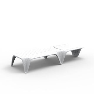 Vondom F3 sunlounger polyethylene by Fabio Novembre Vondom White - Buy now on ShopDecor - Discover the best products by VONDOM design