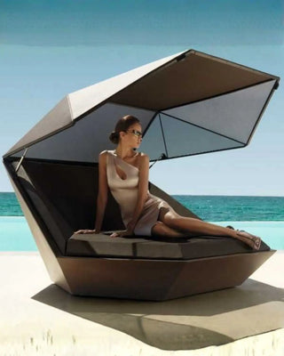 Vondom Faz Daybed with sunroof in polyethylene with upholstered cushions