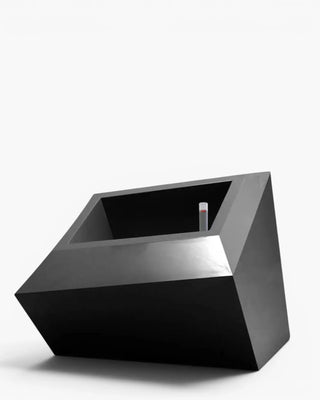Vondom Faz Maceteros low vase in polyethylene
